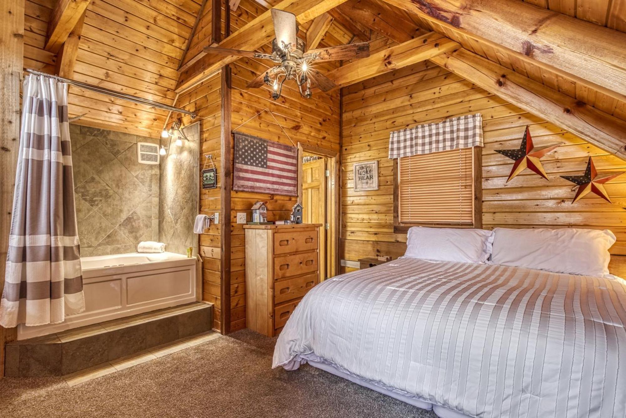 Fantastic Pet Friendly Cabin, Hot Tub, Fire Pit Sevierville Exterior photo